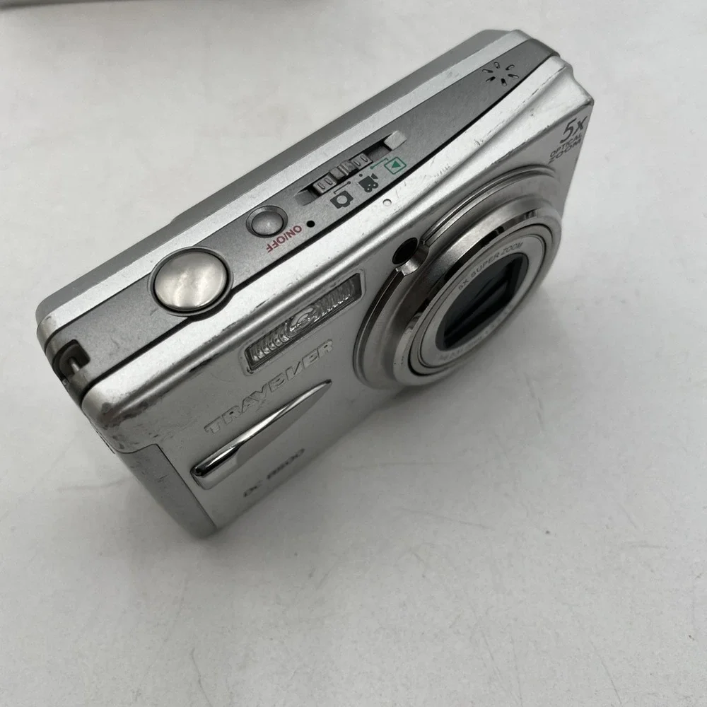Traveler Digital Camera DC-8500 8.1MP 5X  Optical Zoom + Battery + Case-TESTED